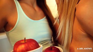 Sicilia's Moaning Lesbian Challenge Ignites Wild Desire