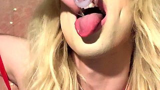 Solo webcam tranny masturbation