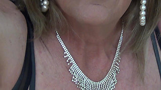 Sexy Mature Slut Tina Sparx