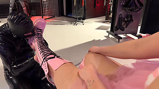 Giantess Footworship