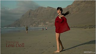 Playa de Famara - Leni Doll