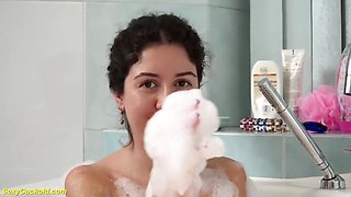 cute teen masturbating in the bathtub