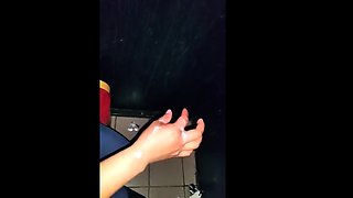 Svensk hustrus hrlighetshl handjob