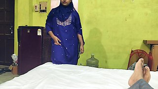 Muslim busty mylf is not happy after husband second marriage - Hindi Sexy Video