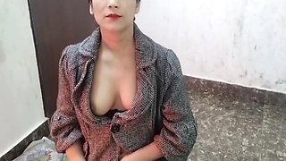 To Pay Money To An Indian Muslim Girl