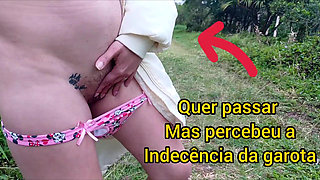 Wife Goes to the Park Without Panties to Show off!