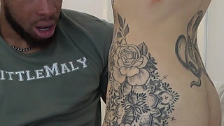 Arab Postwoman Gives Anal to Muscular BBC Stranger