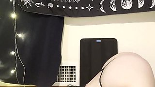 Do you like when i arch over and display off my emo nubile gal bend of my fattass for you dad