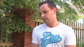 Brunette hottie and her outdoor fantasy