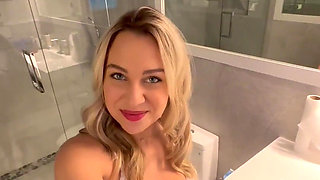 Peeing in a Friends Pool Bathroom While Doing a Photoshoot