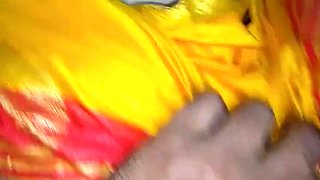 Desi Bhabhi First Time Blowjob Practice - Perfect Hindi Audio Cum in Mouth