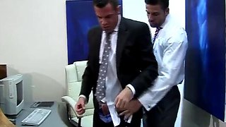 Hunk Julian Vincenzo Reception Anal