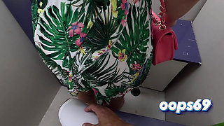 She Liked the Touch: Ass Grinding & Cumshot on a Train