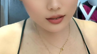 Accompanying my sister-in-law cleaned the house made me feel bad