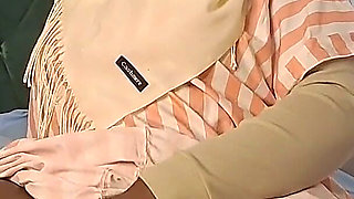 The Local Muslim Fingering and Rubbing Her Tits at the Sametime Pussy She Has Big Pussy