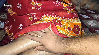 Desi Aunty Sharing bed Wet creamy Pussy Hot Sex