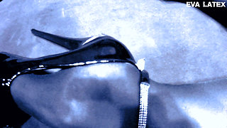 Eva latex purple fetish Milf kink bdsm high heels footfetish