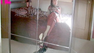Barefoot Footjob to a Freezing Bottle