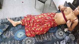 Indian Muslim MILF Giving Blowjob