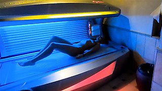 Insatiable doll at fetish smut