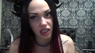 Lipnosis from Succubus!