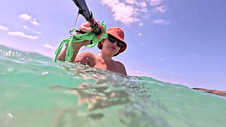 Girl Swimming Naked Underwater No Panties