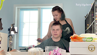 Stepmom Hairdresser Let Me Jerk off and Fuck Her