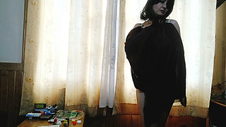 I Know Very Well, How to Please My Stepsister