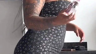 Big-assed Maid Cleans the Apartment and Eats My Cock