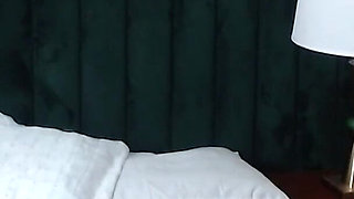 Mature with Big Tits Wants to Be Fucked