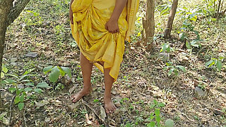 Sister in Law Put Banana Into Her Ass in the Forest, Telugu Anty Fucking