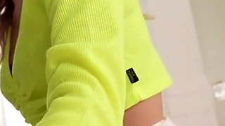 Meeting a Bold Beauty at a Legal Night Bar -ep1