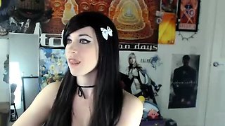 Brunette Solo Webcam Masturbation