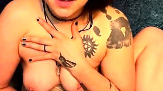 Close up MiLF getting it in the ass