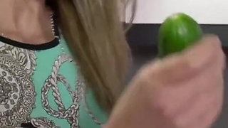 Horny German Milf wants to fuck!