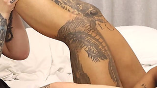 Goddesses in Pussy Licking and Lesbian Foot Worship!