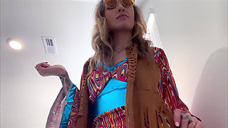 Sutton's Groovy '60s Giantess Fantasy 4K POV Tiny Thrills Await!