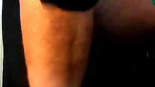 Sexy Legs Short Green Skirt.