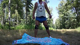 Big-Butt Babe Pees and Dildo Fucks in Outdoor Sports