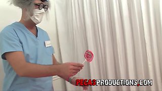 Kinky doctor and yammy teen girl