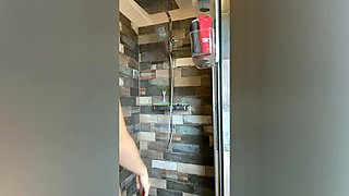 RonyaRabe Soaks Up Lesbian Shower With Vibrator