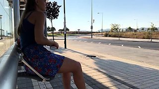Ivy Roses - Busstop