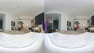 PURITYVR Naughty waiter with Elena Spano