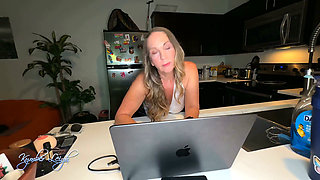 Cheating Mature MILF PAWG Takes Big Dick of Younger Employee