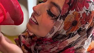 Busty Pakistani Cum Slut Cheats on Husband with BBC