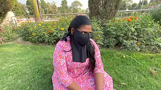 Ek ladke ne ek ladki ko bahla kar choda