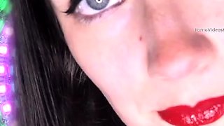 Amateur Honey With A BDSM Fetish