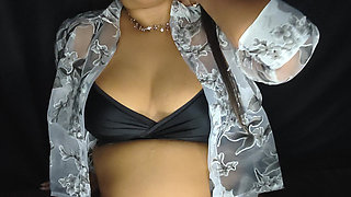 Busty Housewife Fingering Homemade