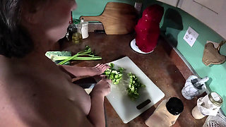Cheryl Cooks Tofu Scramble