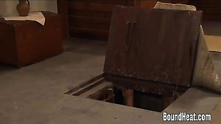 Minx's lesbian slave clip